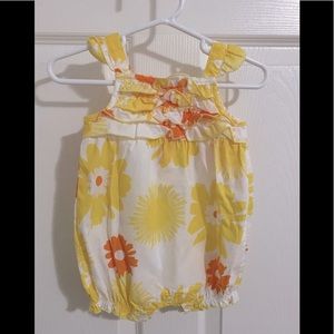 Carter’s- Baby Girl One Piece- Size 6M